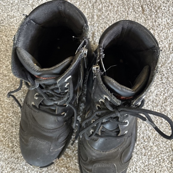 Harley Davidson 10 1/2  Motorcycle Boots Leather Black Mens Size 10.5M Damage - Picture 2 of 16